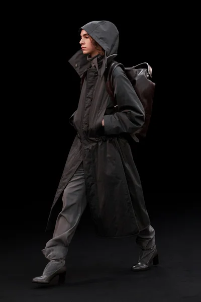 Look 10